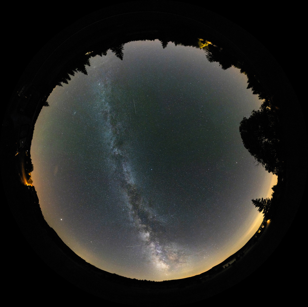 Snímek „Okno do nekonečného vesmíru“ Daniela Kurtina (Cena veřejnosti pro fotografii)