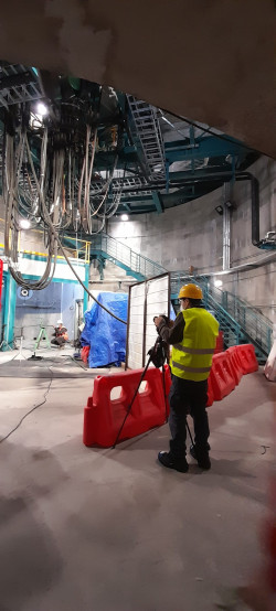 Fotografování teleskopu Vera C. Rubin na Cerro Pachón. Foto: Leonor Opazo. Fotografování teleskopu Vera C. Rubin na Cerro Pachón. Foto: Leonor Opazo.