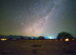 Vycházející Mléšná dráha zachycená mobilem Samsung Galaxy. Foto: Petr Horálek. Vycházející Mléšná dráha zachycená mobilem Samsung Galaxy. Foto: Petr Horálek.