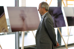 Z vernisáže výstavy "Relativita času". Foto: Simona Beerová. Z vernisáže výstavy "Relativita času". Foto: Simona Beerová.