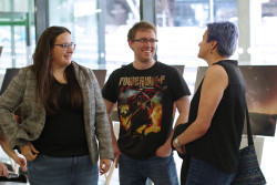 Z vernisáže výstavy "Relativita času". Foto: Simona Beerová. Z vernisáže výstavy "Relativita času". Foto: Simona Beerová.