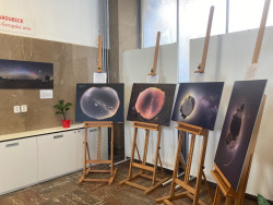 Z vernisáže výstavy "Třicetrkát v NASA". Foto: Europe Direct Pardubice. Z vernisáže výstavy "Třicetrkát v NASA". Foto: Europe Direct Pardubice.