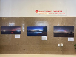 Z vernisáže výstavy "Třicetrkát v NASA". Foto: Europe Direct Pardubice. Z vernisáže výstavy "Třicetrkát v NASA". Foto: Europe Direct Pardubice.