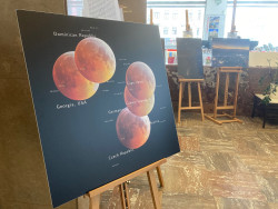 Z vernisáže výstavy "Třicetrkát v NASA". Foto: Europe Direct Pardubice. Z vernisáže výstavy "Třicetrkát v NASA". Foto: Europe Direct Pardubice.