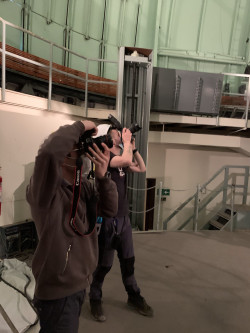 Z fotografování instrumentů observatoře Cerro Tololo. Foto: Juan Seguel. Z fotografování instrumentů observatoře Cerro Tololo. Foto: Juan Seguel.