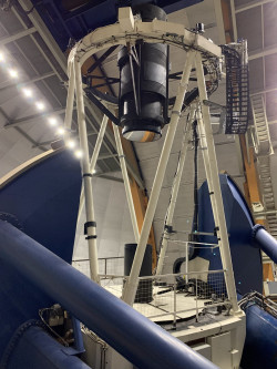 Z fotografování instrumentů observatoře Cerro Tololo. Foto: Juan Seguel. Z fotografování instrumentů observatoře Cerro Tololo. Foto: Juan Seguel.