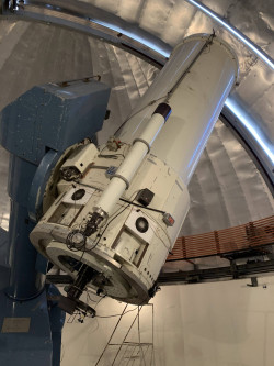 Z fotografování instrumentů observatoře Cerro Tololo. Foto: Juan Seguel. Z fotografování instrumentů observatoře Cerro Tololo. Foto: Juan Seguel.