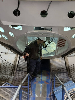 Z fotografování instrumentů observatoře Cerro Tololo. Foto: Juan Seguel. Z fotografování instrumentů observatoře Cerro Tololo. Foto: Juan Seguel.