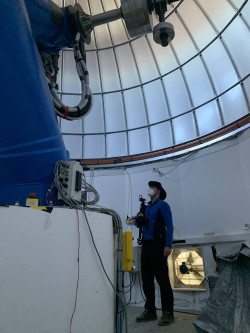 Z fotografování instrumentů observatoře Cerro Tololo. Foto: Juan Seguel. Z fotografování instrumentů observatoře Cerro Tololo. Foto: Juan Seguel.