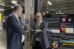 Z vernisáže výstavy "Relativita času". Foto: Simona Beerová. Z vernisáže výstavy "Relativita času". Foto: Simona Beerová.