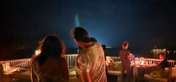 Petr Horálek pořádá pozorování noční oblohy dalekohledem na observatoři Starstruck na Soneva Jani. Foto: Fyzikální ústav v Opavě.