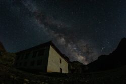 Z natáčení v Malém Tibetu. Foto: Fyzikální ústav v Opavě. Z natáčení v Malém Tibetu. Foto: Fyzikální ústav v Opavě.