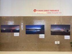 Z vernisáže výstavy "Třicetrkát v NASA". Foto: Europe Direct Pardubice. Z vernisáže výstavy "Třicetrkát v NASA". Foto: Europe Direct Pardubice.