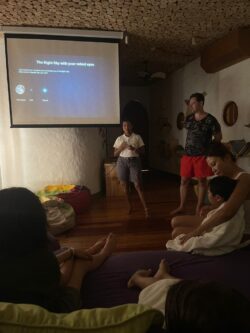 Popularizace astronomie formou přednášek a pozorování oblohy na ostrovech v Indickém oceánu. Foto: Soneva. Popularizace astronomie formou přednášek a pozorování oblohy na ostrovech v Indickém oceánu. Foto: Soneva.