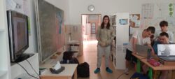 Studenti MMT inspirují k tvorbě na ZŠ Radostná ve Zdicích. Foto: Ivana Martáková/MMT FÚ SLU v Opavě. Studenti MMT inspirují k tvorbě na ZŠ Radostná ve Zdicích. Foto: Ivana Martáková/MMT FÚ SLU v Opavě.
