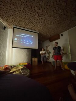Popularizace astronomie formou přednášek a pozorování oblohy na ostrovech v Indickém oceánu. Foto: Soneva. Popularizace astronomie formou přednášek a pozorování oblohy na ostrovech v Indickém oceánu. Foto: Soneva.