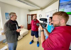 Z expedice na Kanárské ostrovy (nejen) za zatměním Měsíce 16. května 2022. Foto: Tým dobré vědět/FÚ v Opavě. Z expedice na Kanárské ostrovy (nejen) za zatměním Měsíce 16. května 2022. Foto: Tým dobré vědět/FÚ v Opavě.
