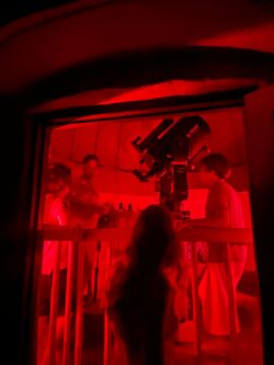 Popularizace astronomie formou přednášek a pozorování oblohy na ostrovech v Indickém oceánu. Foto: Soneva. Popularizace astronomie formou přednášek a pozorování oblohy na ostrovech v Indickém oceánu. Foto: Soneva.