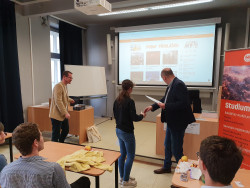 Jarní opavské finále Astronomické olympiády 2023 v kategorii AB v Opavě. Foto: Lucie Dospivová/FÚ v Opavě.