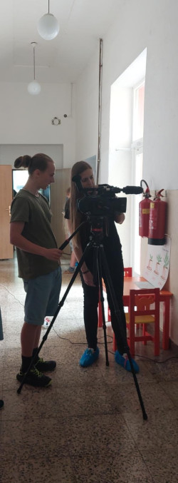 Studenti MMT inspirují k tvorbě na ZŠ Radostná ve Zdicích. Foto: Ivana Martáková/MMT FÚ SLU v Opavě. Studenti MMT inspirují k tvorbě na ZŠ Radostná ve Zdicích. Foto: Ivana Martáková/MMT FÚ SLU v Opavě.
