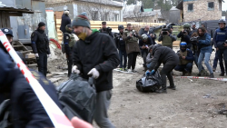 Z dokumentu Váleční reportéři. Zdroj: Česká Televize. Z dokumentu Váleční reportéři. Zdroj: Česká Televize.